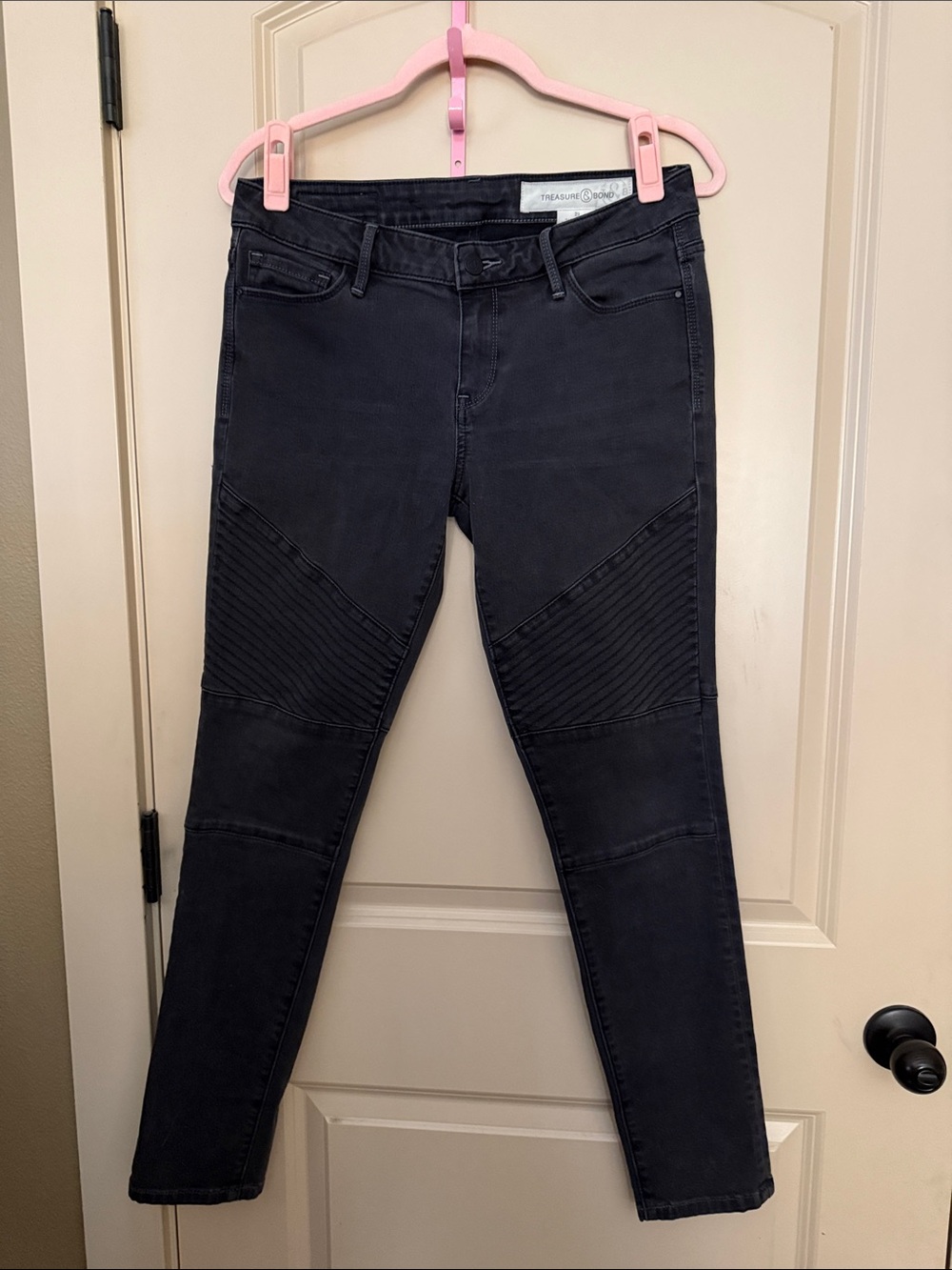 Treasure & Bond Women's Black Ribbed Moto Skinny Jeans